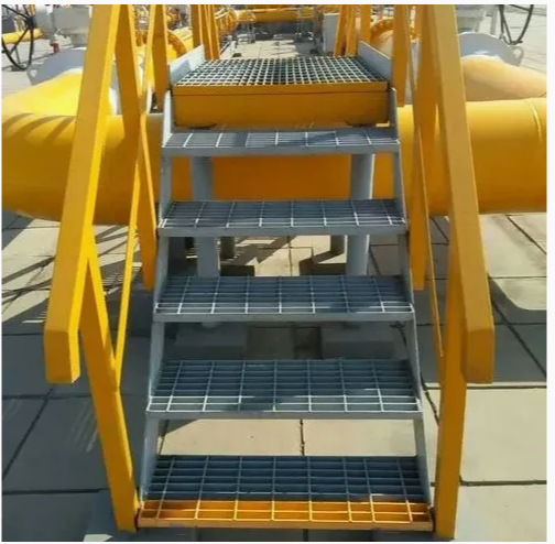 Heavy-Duty Galvanized Steel Stair Treads for Secure Access