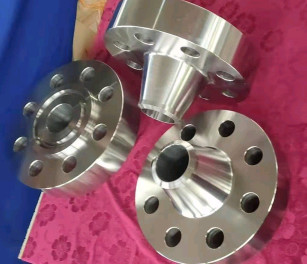 Nickel Base A105 Carbon Steel Flanges S0 Rjf Ansi B16.5 Flat Face No8800 No6600