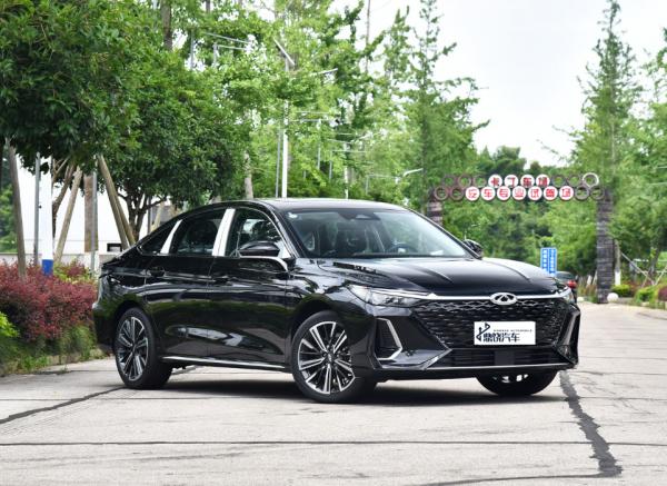 Quality 2025 Competitive Export Import Luxury  High Speed China Cheap Chery Arrizo 8 1.6T Petrol Car for sale