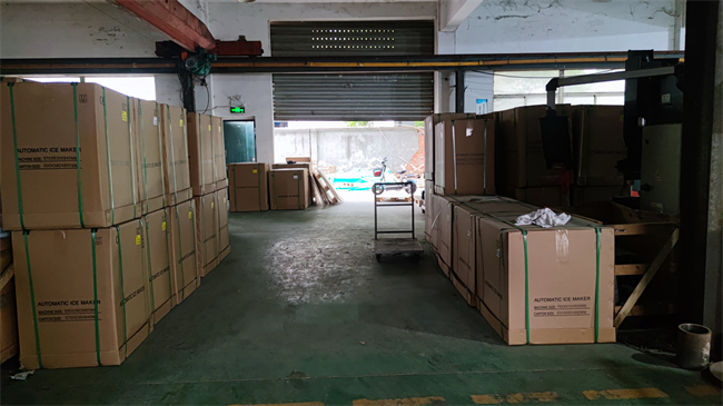 2T Large Production Capacity Factory Low Price Ice Making Machine 404 Stainless Steel Cube Ice Maker Commercial for Ice Factory