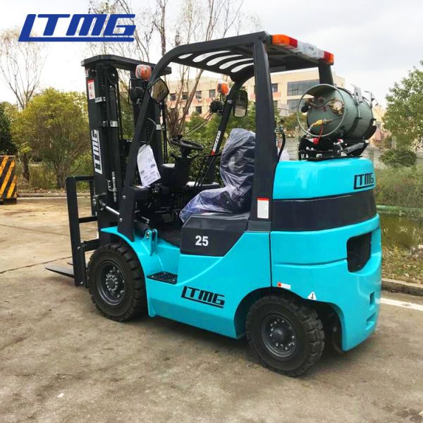 China EPA Approval Engine Gasoline Forklift Truck , 2.5 Ton Lpg Forklift BLUE wholesale