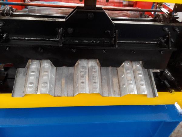 Quality Color Steel Sheet Circular Floor Decking Forming Machine PLC Control System for sale