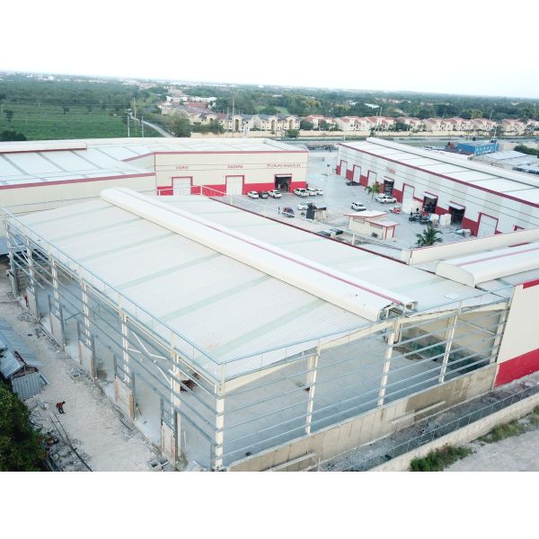 Prefab Light Steel Structure Warehouse Building Detachable Waterproof