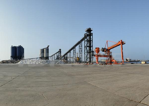 Quality Bulk Materials Mobile Ship Unloader No Dust Pollution High Efficiency for sale
