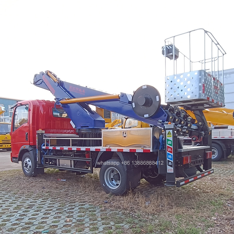 China CE/ISO Certified 4*2 30m Hydraulic Manlift Reach for Solar Farm Installation in Arid Regions