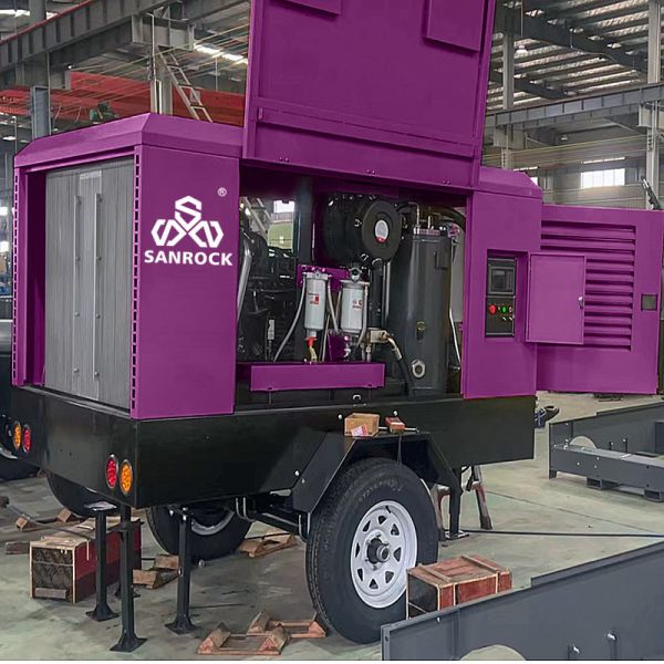 China Small Air Compressor Machine High Efficiency Portable Screw Air Compressor Manufacture
