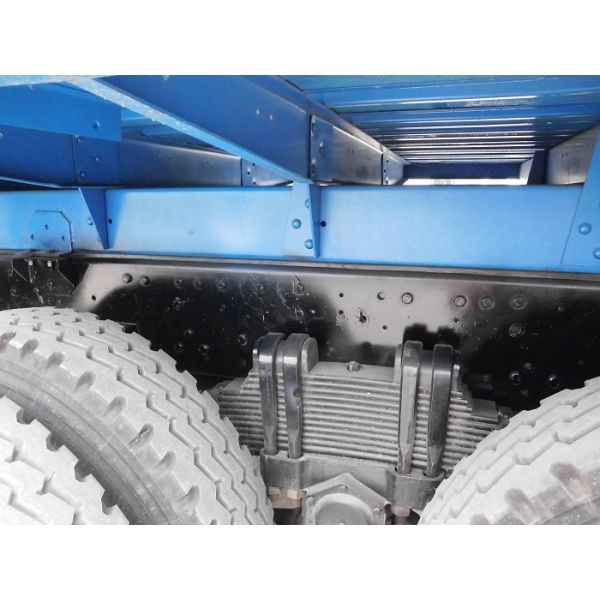 Dongfeng 10 Wheel Truck Mounted Telescopic Crane 10ton With Folded Kunckle