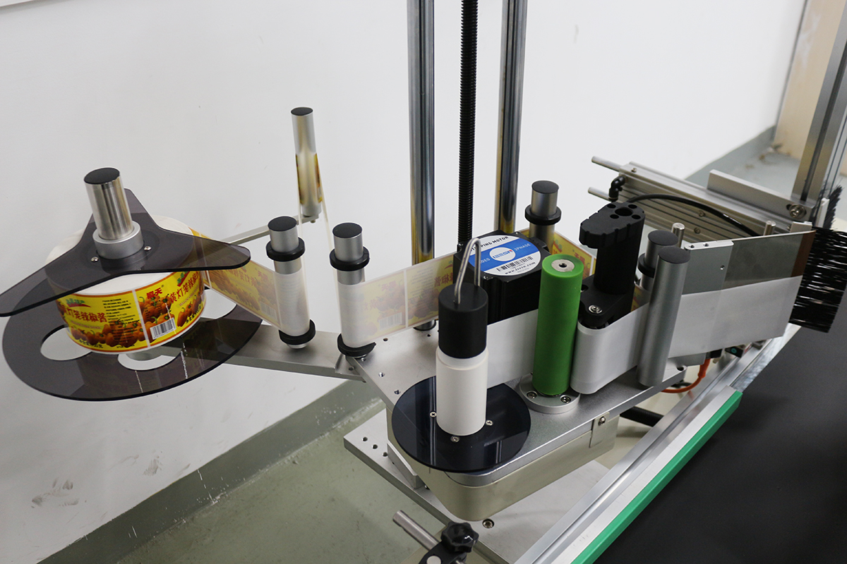 Automatic Grade Automatic Box wrap label applicator Corner labeling type Sticker Carton