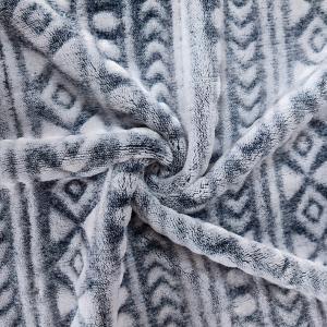 China Back Printed Flannel Fleece Blanket Fabric 240GSM With Cut Design wholesale