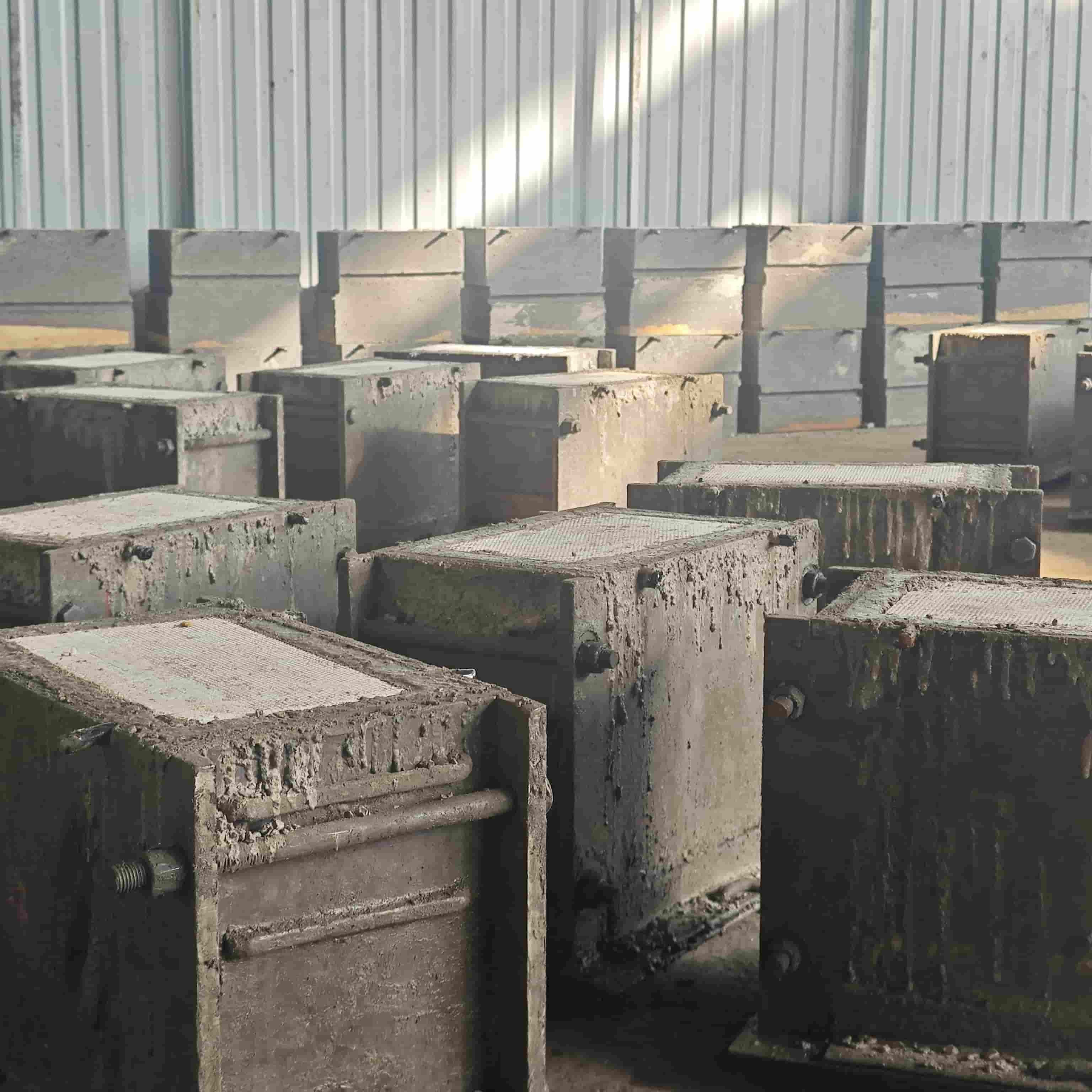 Bulk Customized Aluminum Alumina Silicate Fire Brick For Glass Kiln Rotary Kiln